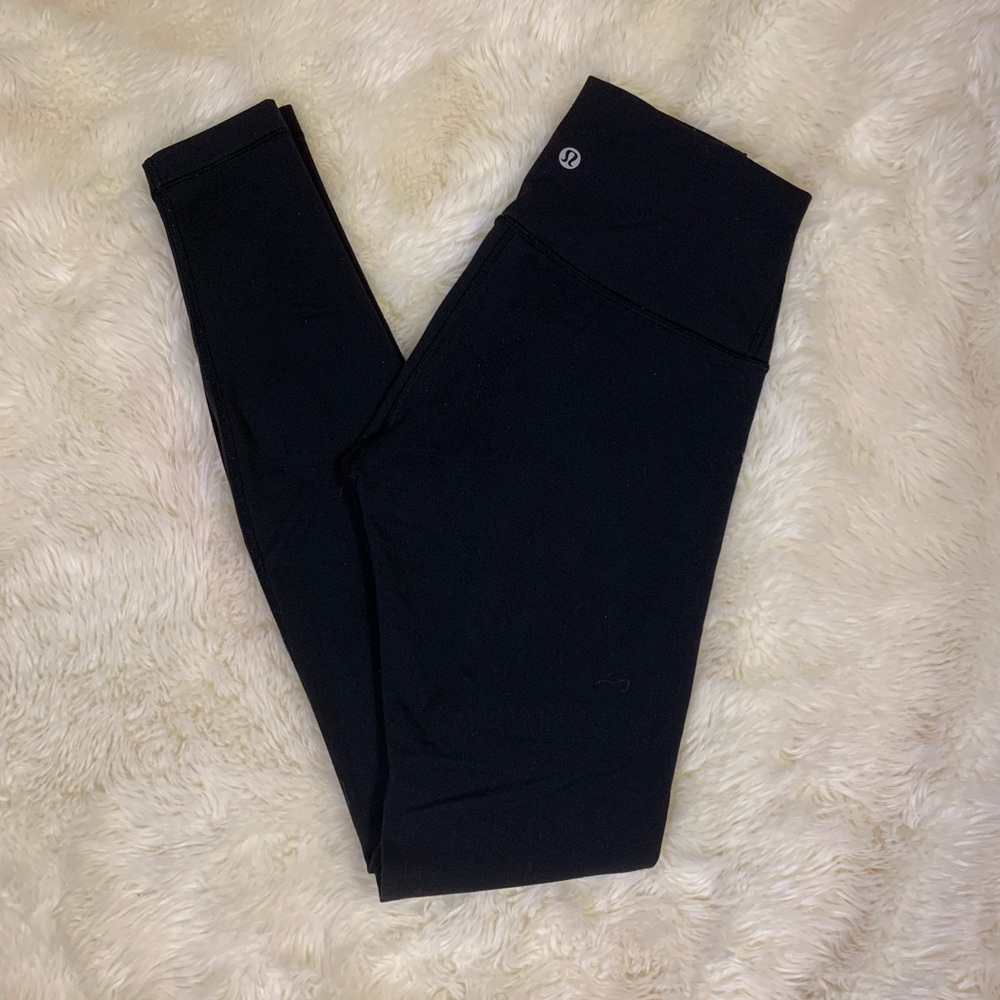 Black Lululemon leggings